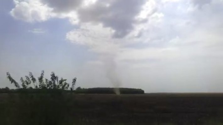 Furtună pe Autostrada Soarelui